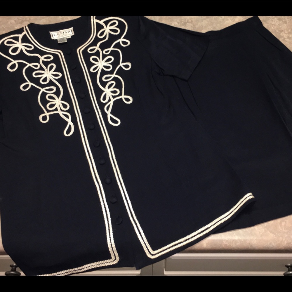 Ladies Navy & White 10P 2 Pc Skirt Suit Set